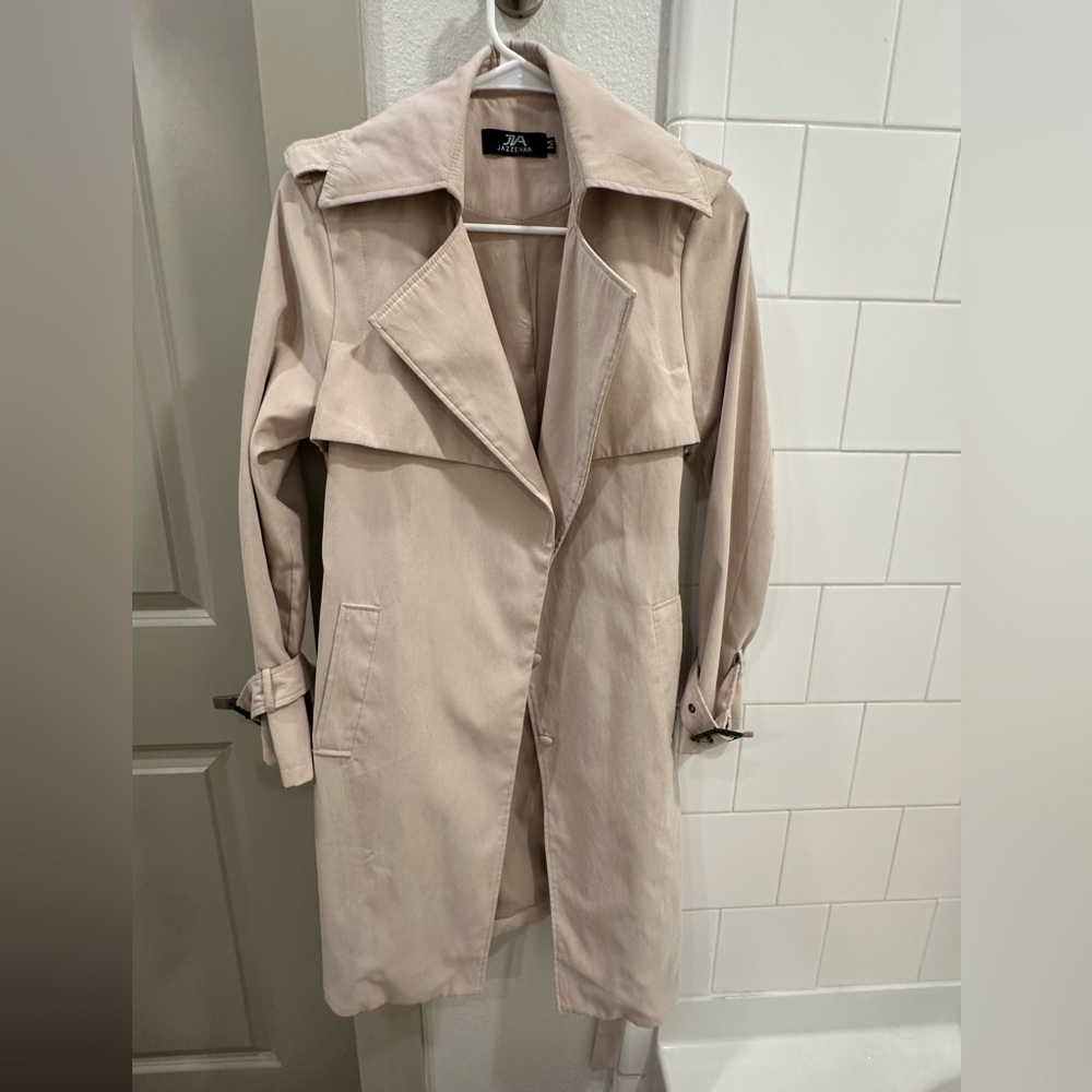 Tan Trench Coat with Double-Breasted Design and Belt